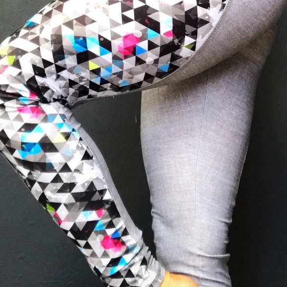 ABS2B scrunch butt leggings - Picture 7 of 8